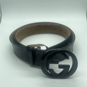 Mens size 38 black Gucci belt